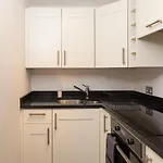 Professionally Cleaned 1 Bed Flat In South Kensington