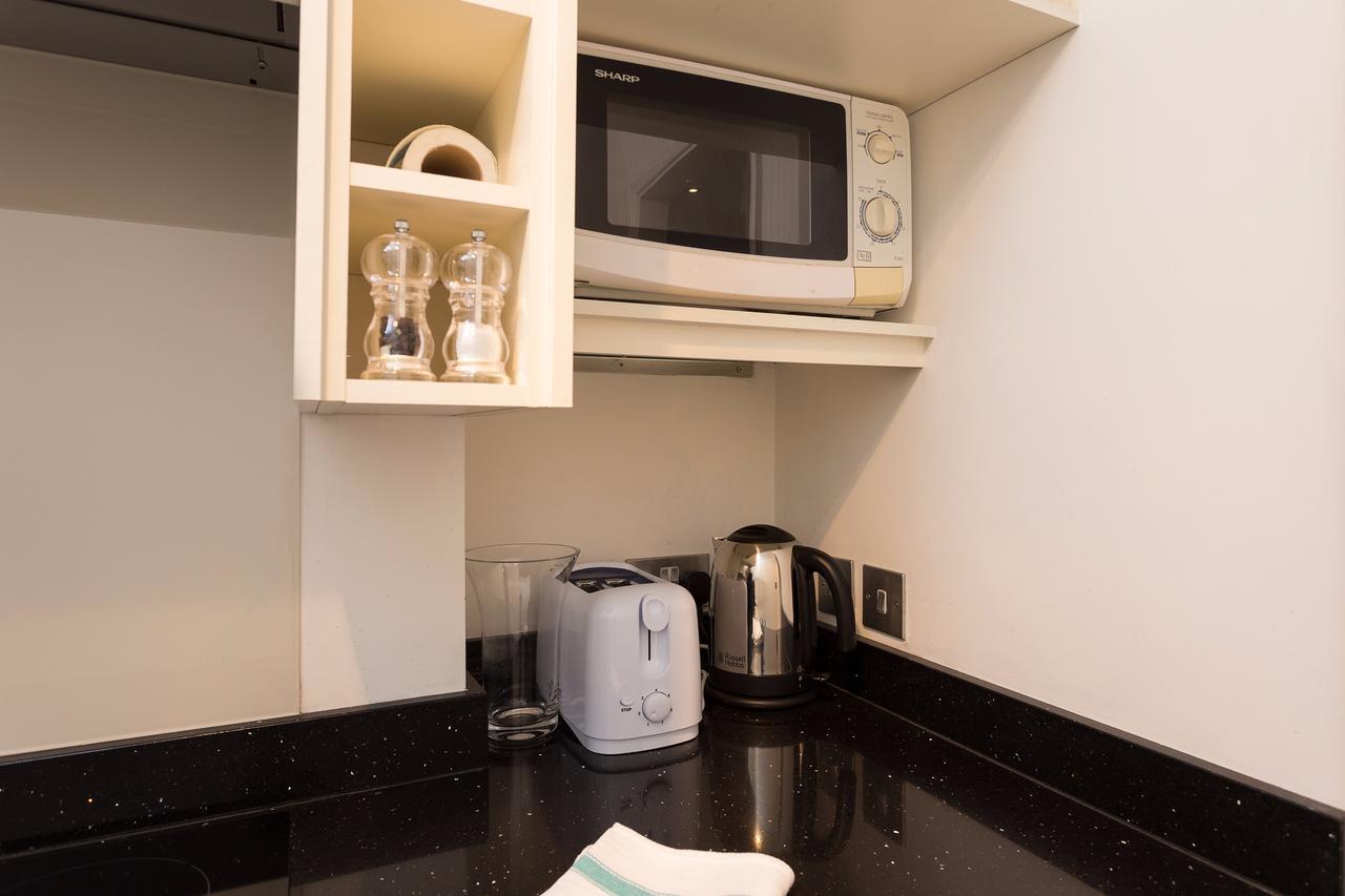 Professionally Cleaned 1 Bed Flat In South Kensington Londra